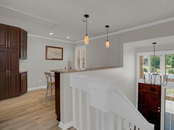 10 Low Hill Ln, Lexington, SC 29072