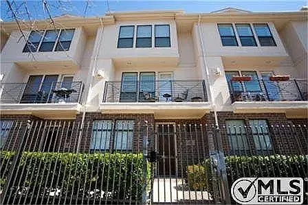 2606 Shelby Ave — Photo 10