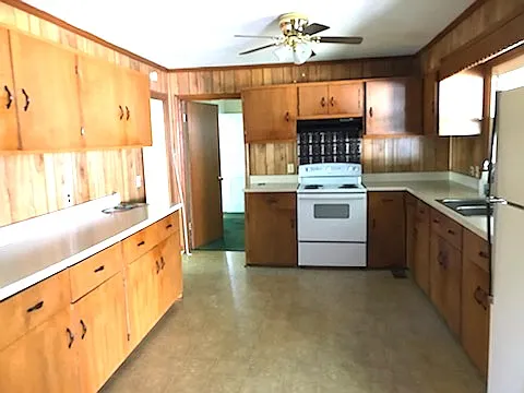 3 bed, 1500 sqft, $1,700 — Photo 4