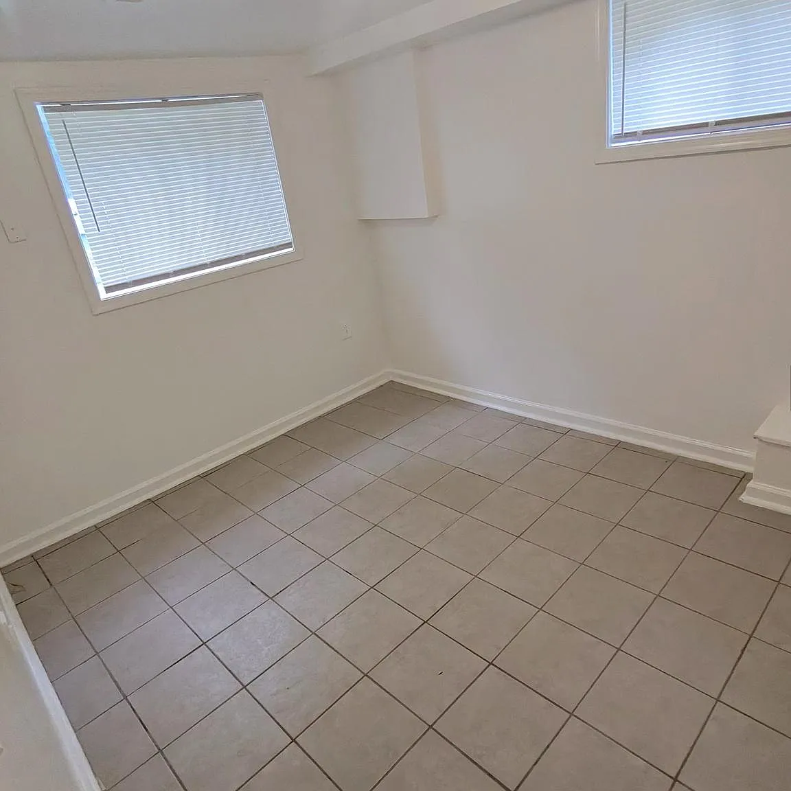 2 bed, 1.0 bath, 550 sqft, $1,750 — Photo 3
