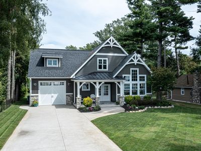 1350 N Shore Dr, Mears, MI, 49436