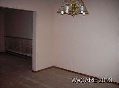 5th image of 2983 Makley Dr