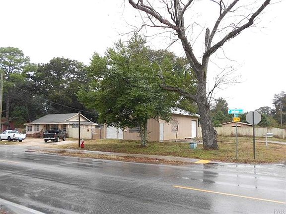 3rd image of 4020 W Jackson St