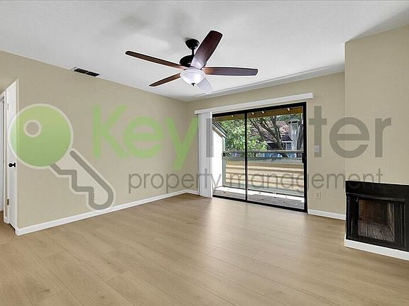 5th image of 600 Del Verde Cir Unit 2