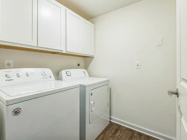 Botanica Cottages Apartment Homes — Photo 11