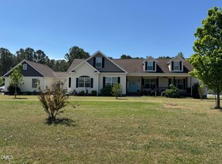 640 Tart Town Rd, Dunn, NC 28334