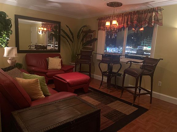 3rd image of 831-35 Atlantic Ave #204