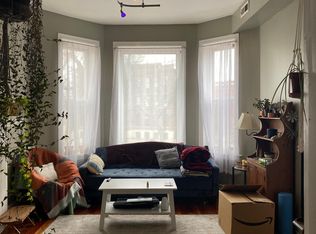 3079 S Bonfield St APT 2, Chicago, IL 60608