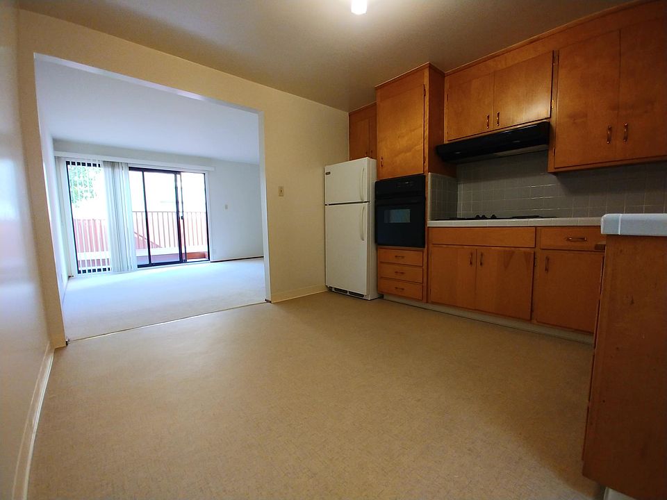 1st image of 246 Dorland St #2