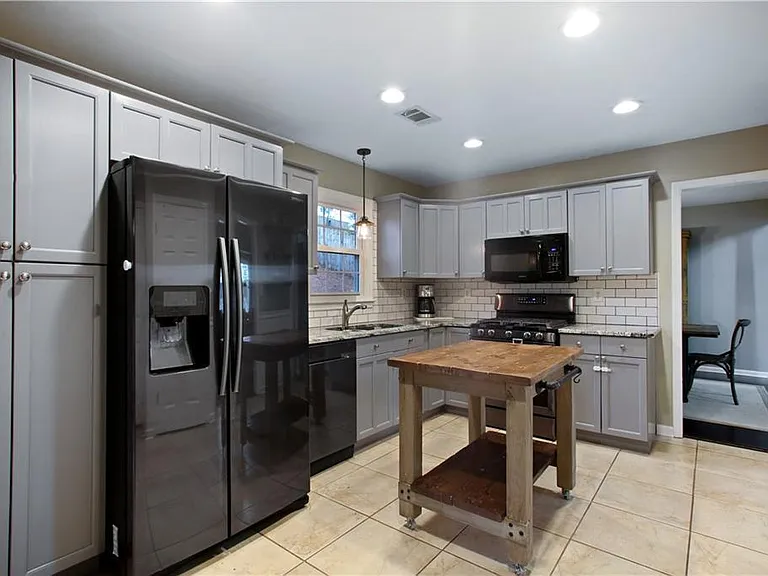 1825 Hickory Creek Ct NW — Photo 10