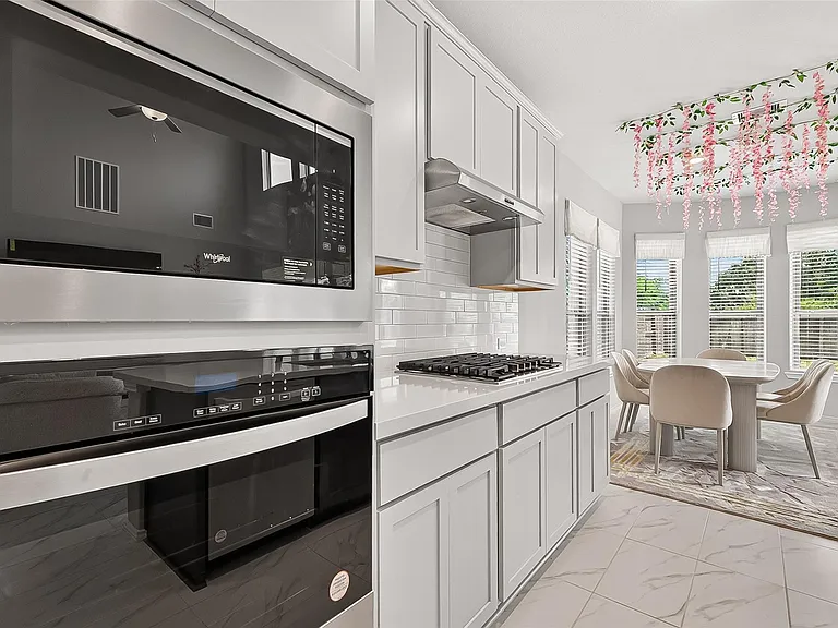 410 Mercury Sky Rd — Photo 21