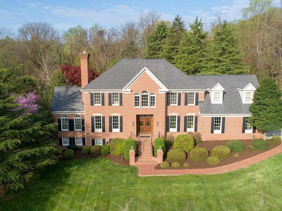 1st image of 7853 Trafalgar Pl