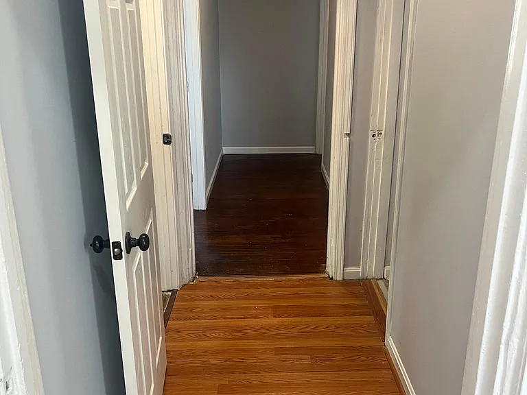 120 E Oak St #1 — Photo 10