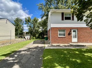 4391 Elmhurst Dr, Stow, OH 44224