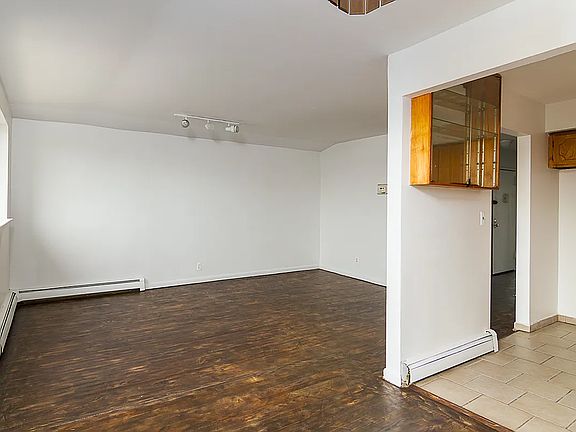 4th image of 5050 69th St