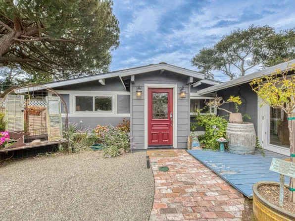 26085 S Carmel Hills Dr, Carmel, CA 93923