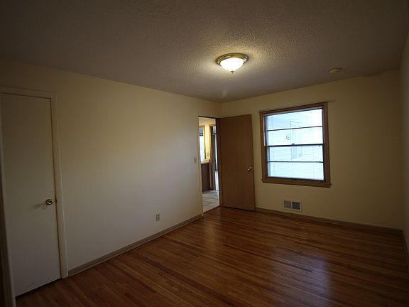 4th image of 6310 Vincent Ave S