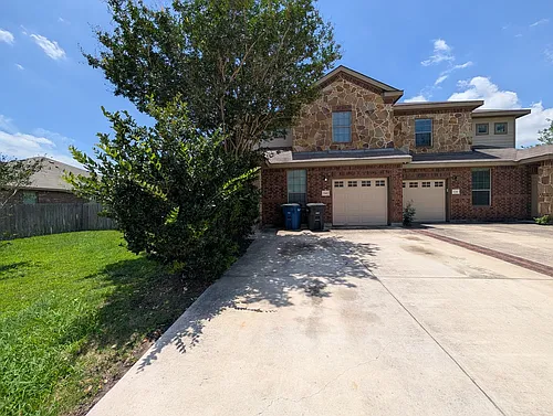 1140 Brown Rock Dr Photo 1