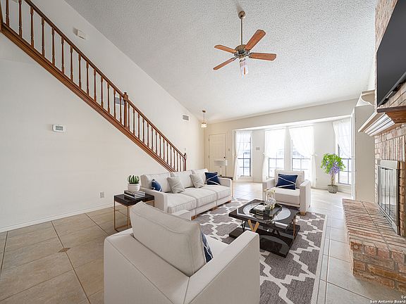 4th image of 5907 WOODRIDGE ROCK
