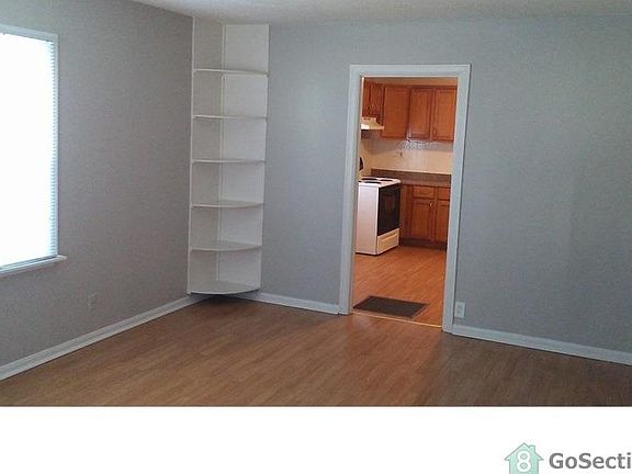 4th image of 158 Connolly Dr