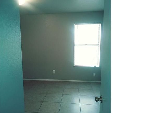 5th image of 331 S Stapley Dr