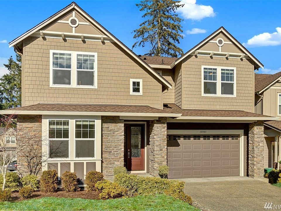 Meticulously maintained, like new craftsman style home on desirable English Hill, close-in convenient location and great schools (including the new Clara Baron elementary). 