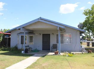 390 Stanislaus St, Parlier, CA 93648