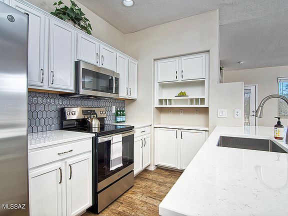 5th image of 755 W Vistoso Highlands Dr APT 102