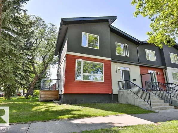 7202/7204 98th St NW, Edmonton, AB T6E 5N2