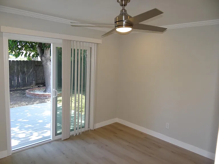 8642 Beverly Ln — Photo 30