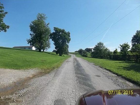 3rd image of 31793 Circle Dr