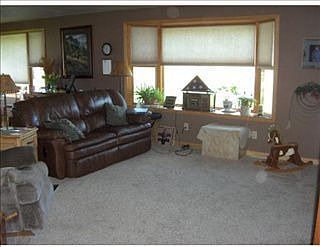 3rd image of 403 S 56th St W