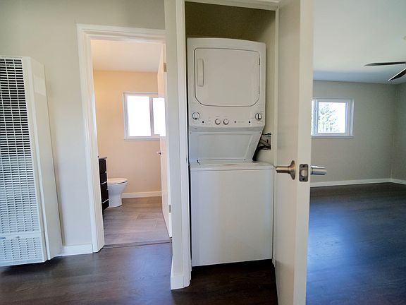 3rd image of 621 Wessex Way APT 5
