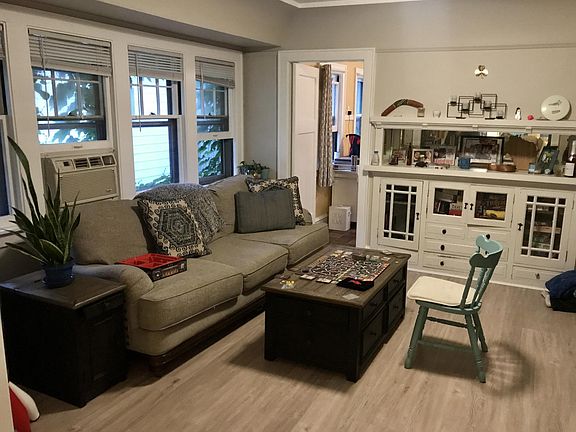 Dining Room (Current tenant uses as TV room)