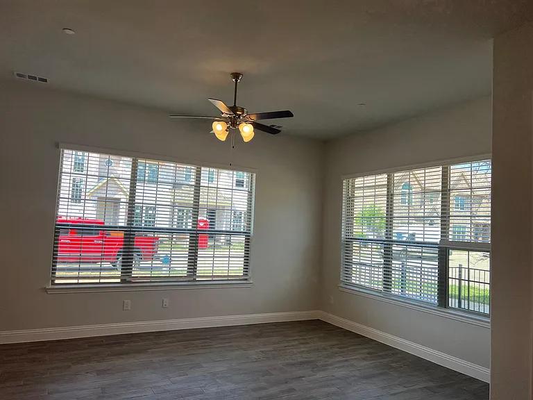 6106 Blythe Dr — Photo 11