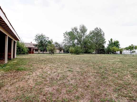 4th image of 2033 River Glen Dr