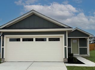 110 Schuenemann Way, Uhland, TX 78640