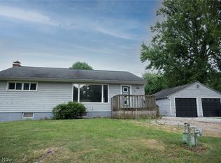 45 Columbine Ave, Akron, OH 44312
