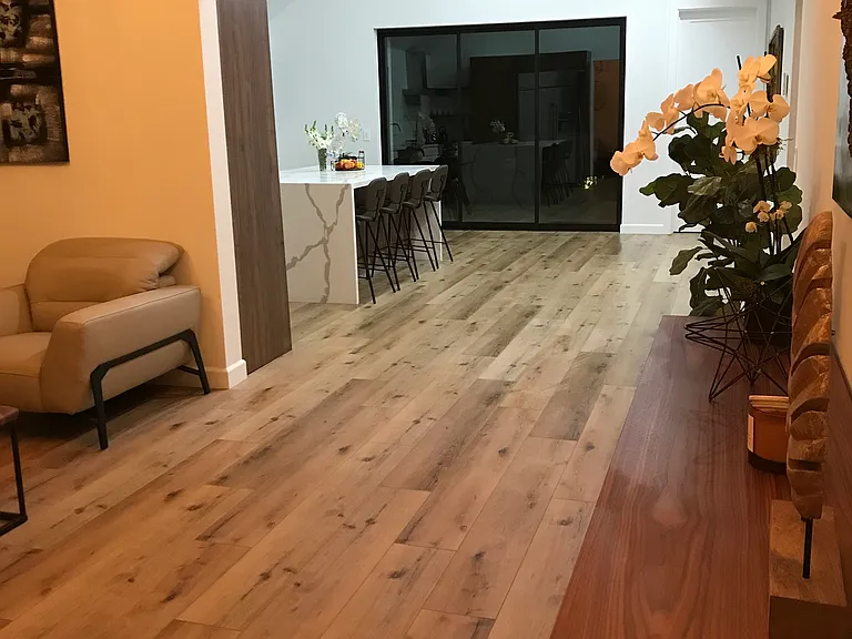 8700 Dorrington Ave — Photo 6