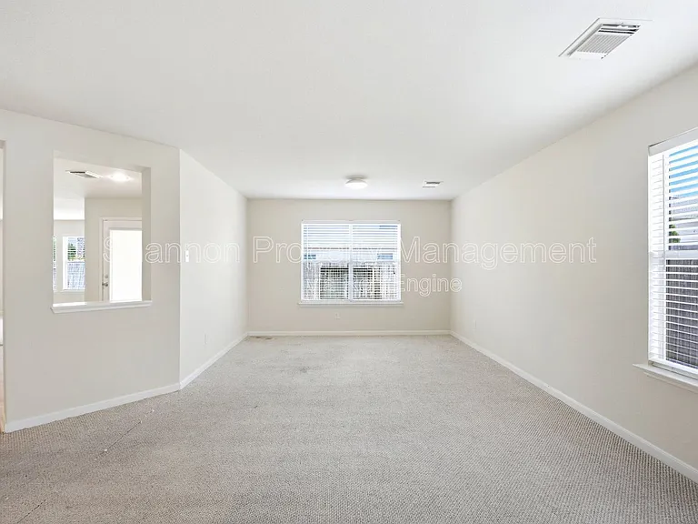 526 Remington Lodge Ct — Photo 14