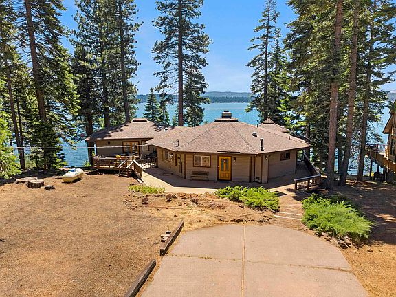 2nd image of 1229 Lassen View Dr