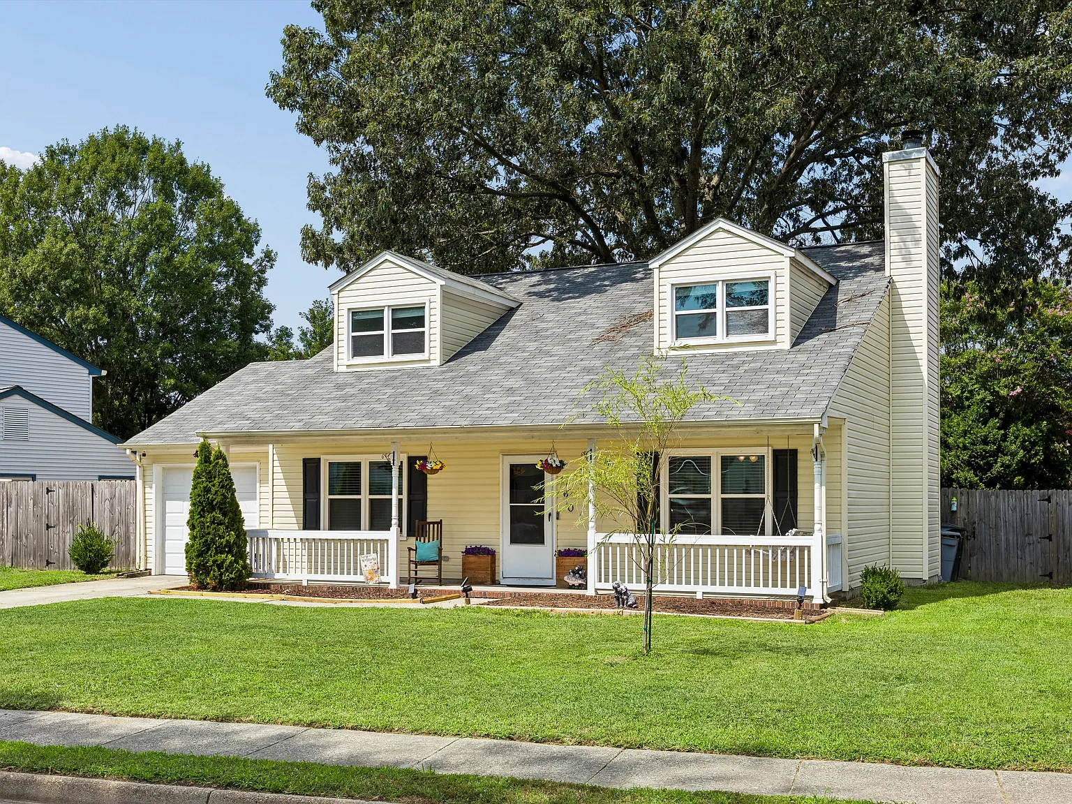 3 bed, 1610 sqft, $2,600 — Photo 3