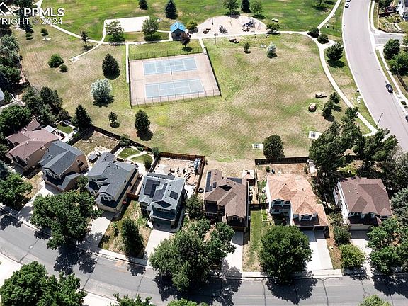 4th image of 7230 Ashley Dr