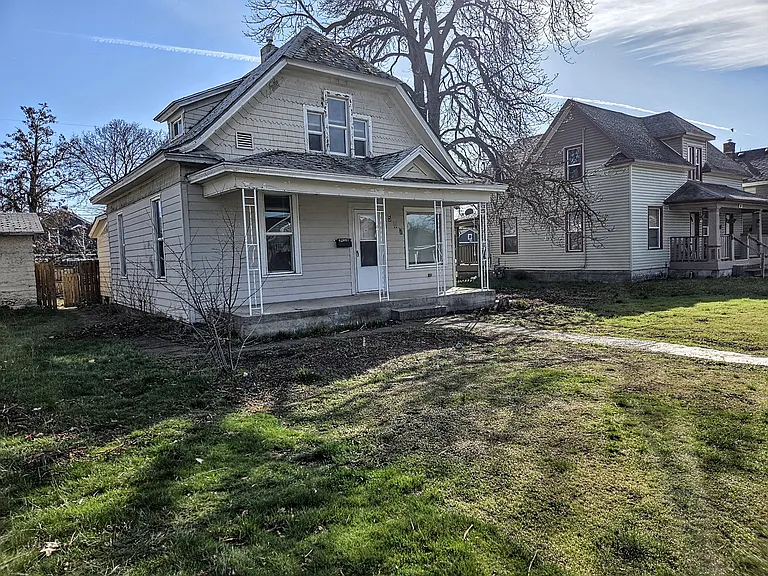507 W Mansfield Ave — Photo 2