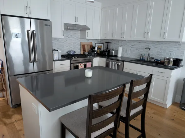 30 Polk St, Charlestown, MA