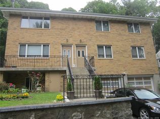 102 Emmett Ave #104, Derby, CT 06418