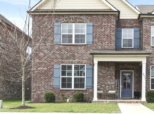 2913 Suzanne Landon Dr, Murfreesboro, TN 37130