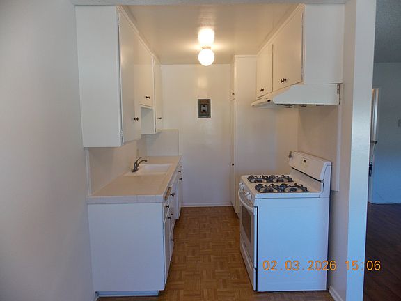 4th image of 4345 Prospect Ave #4345