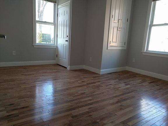 3rd image of 60 Preston Rd