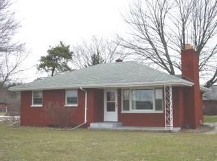 7174 N Riverview Dr, Kalamazoo, MI 49004